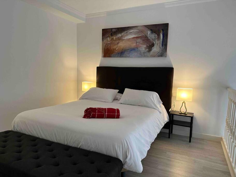 En Un Edificio Senorial: Duplex Totalmente Nuevo. Apartment Vigo Luaran gambar